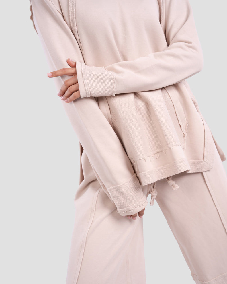 OVERSIZED HOODED SWEATSHIRT