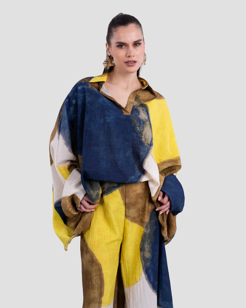 بلوزة مطبوعة فضفاضة مع ياقة مطوية