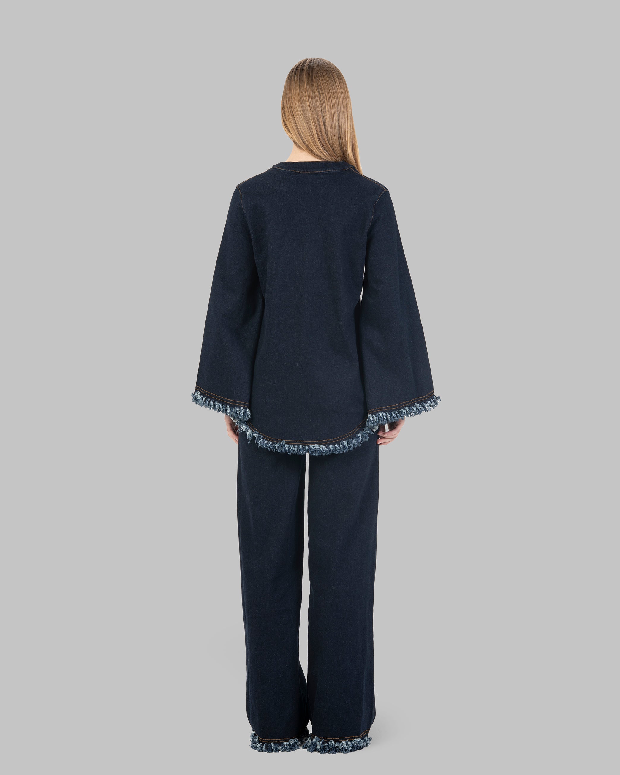 بنطلون جينز واسع الساق