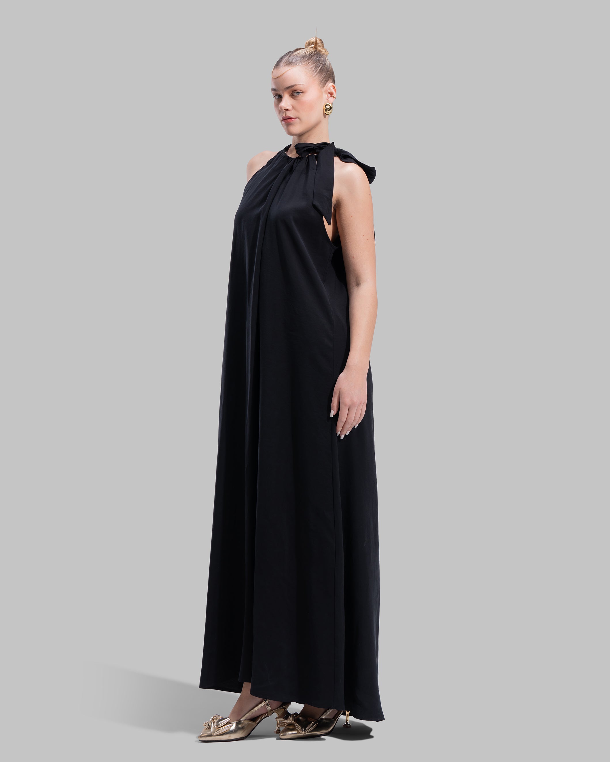 Long dress with a halter neckline.