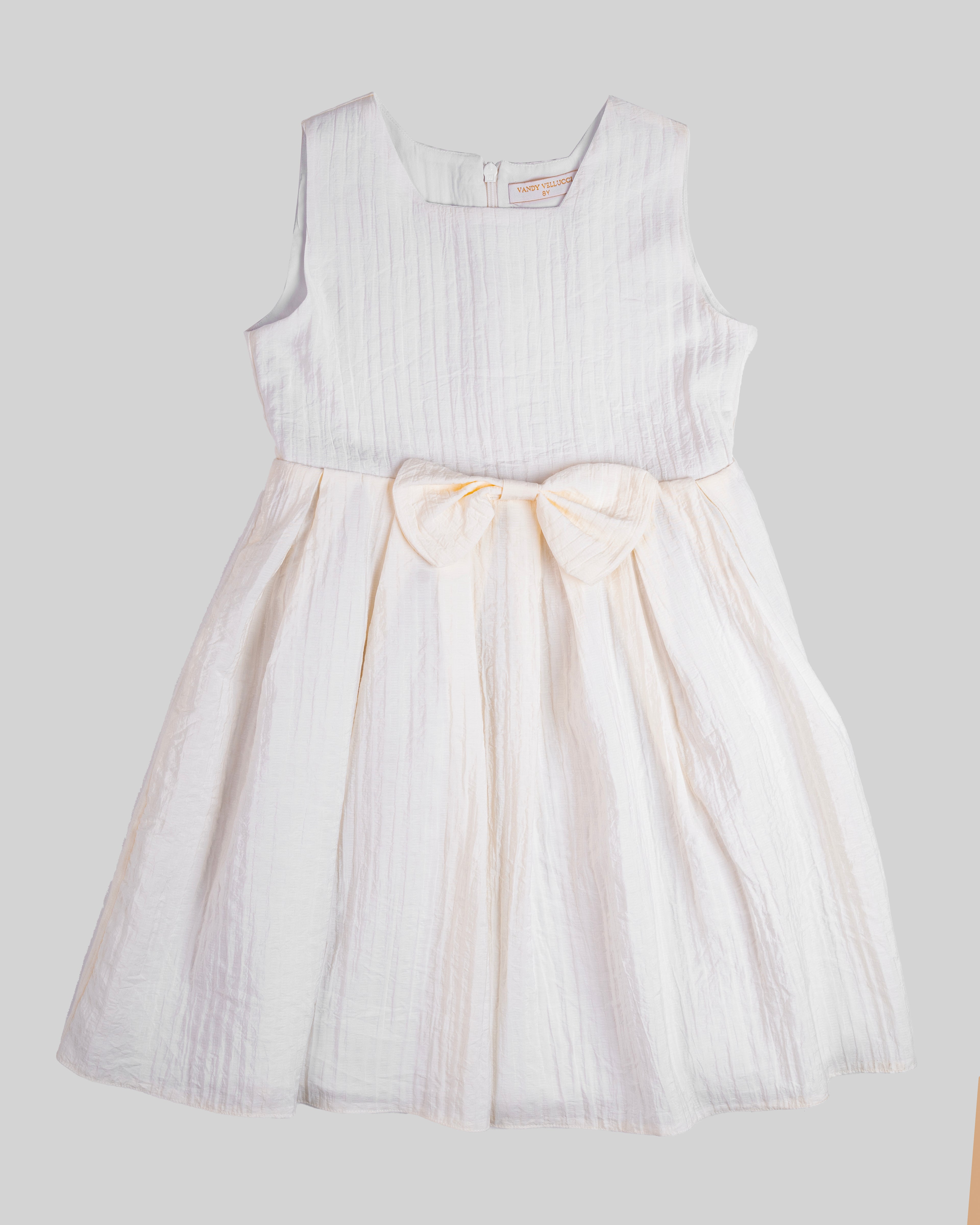 Textured sleeveless dress with a round neckline and a flared skirt