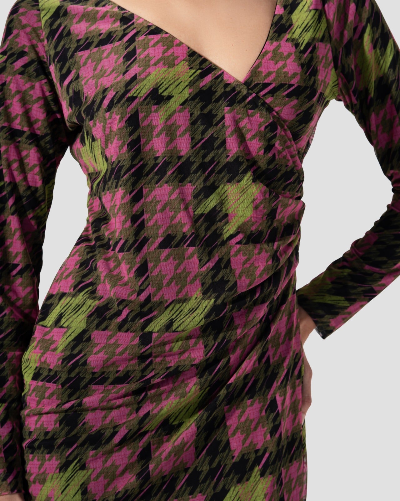 فستان ميدي ملفوف مطبوع