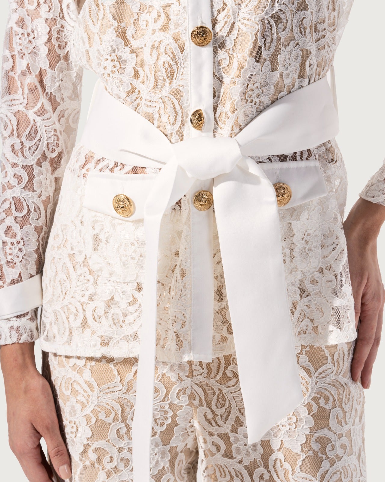 LONG SLEEVES DANTEL BLOUSE