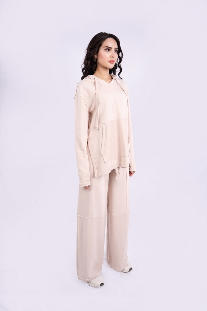 OVERSIZED HOODIE WITH UNFINISHED