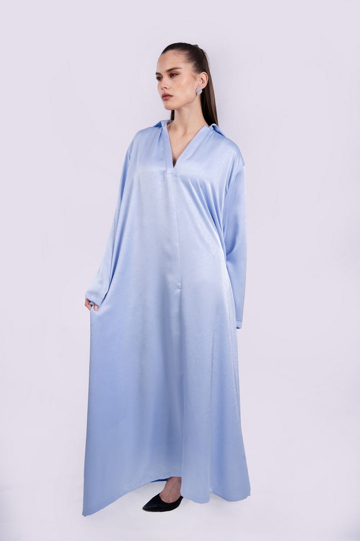 SATIN DRESS WITH WIDE SLEEVES WITH BELT