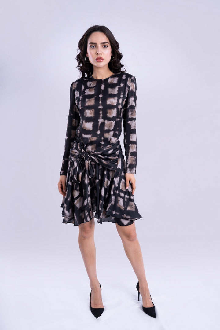 SHORT SATIN DRESS PRINTED ROUND-NECK WITH BELT