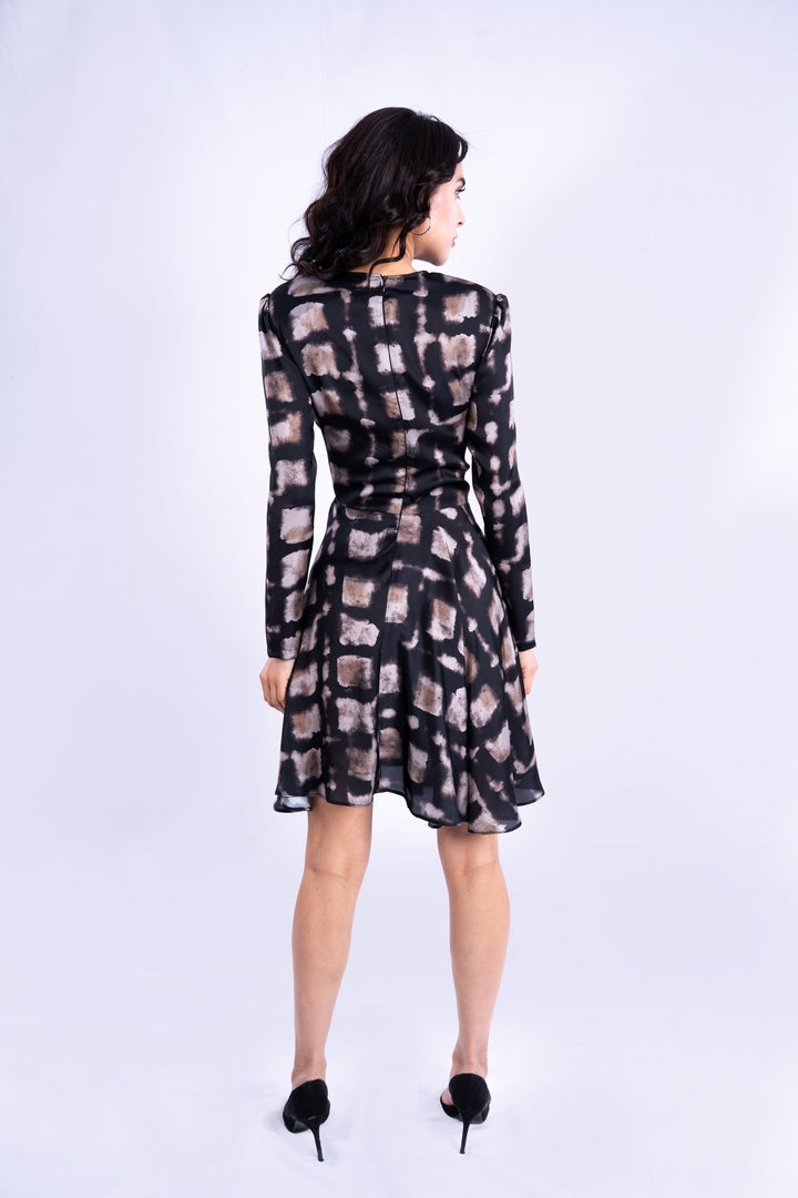 SHORT SATIN DRESS PRINTED ROUND-NECK WITH BELT