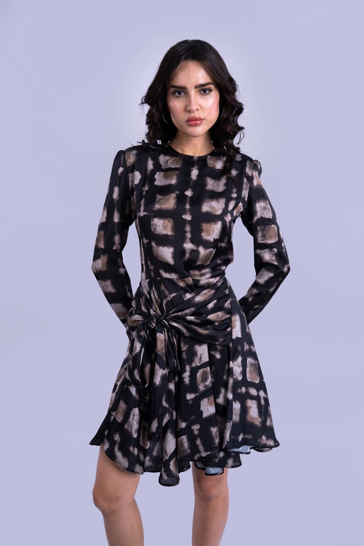 SHORT SATIN DRESS PRINTED ROUND-NECK WITH BELT