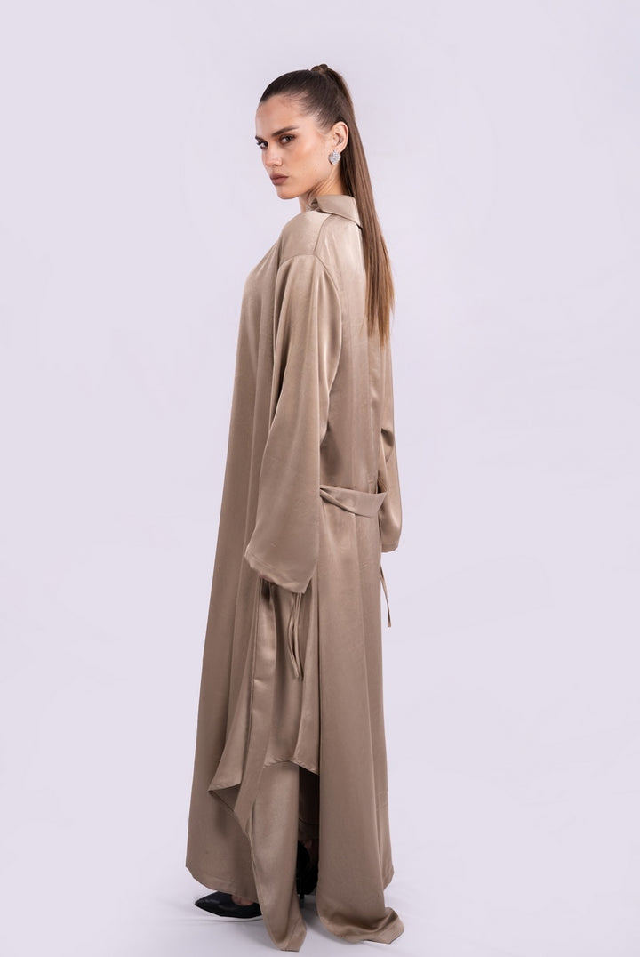 SATIN DRESS WITH WIDE SLEEVES WITH BELT
