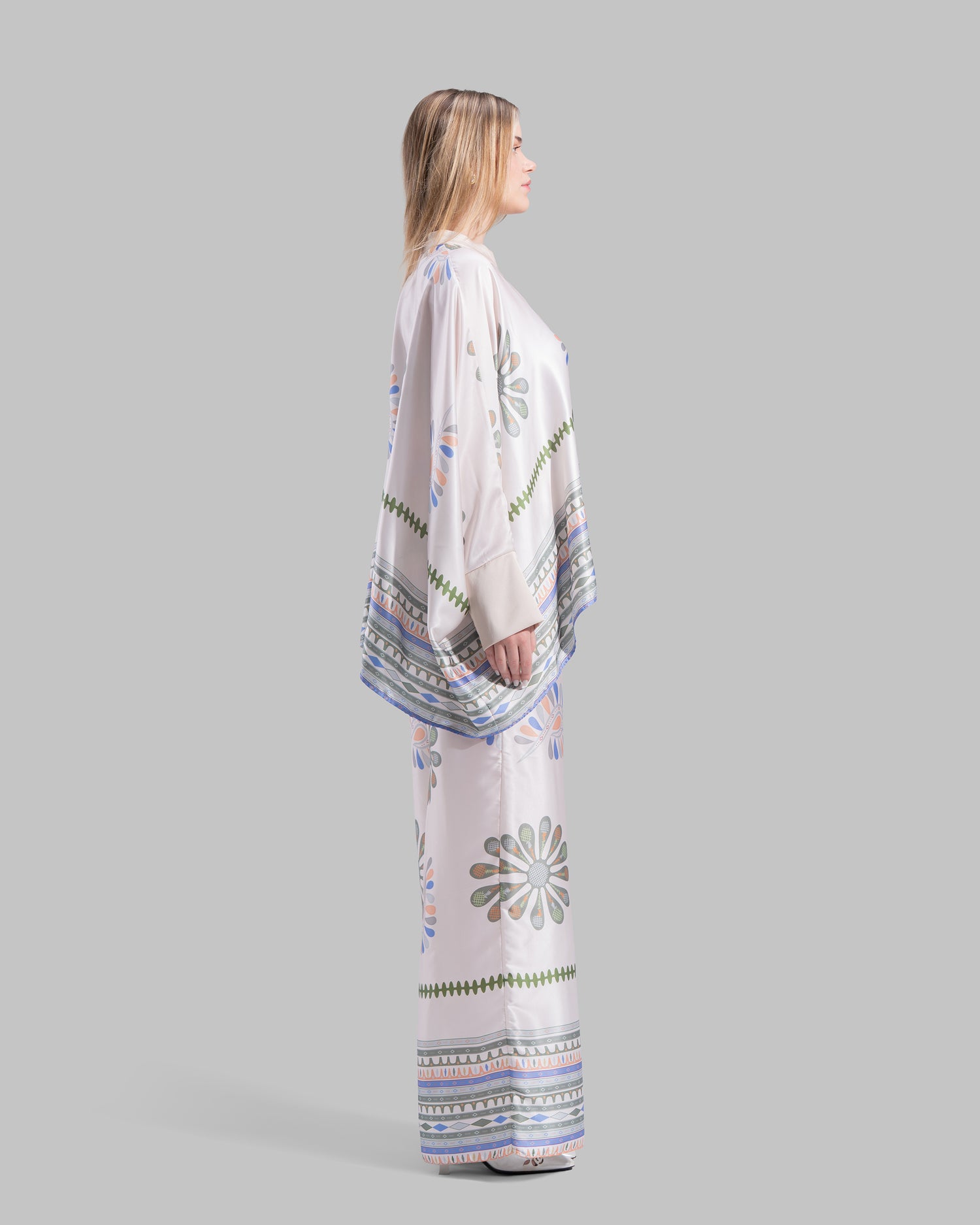 Oversized satin blouse with long sleeves