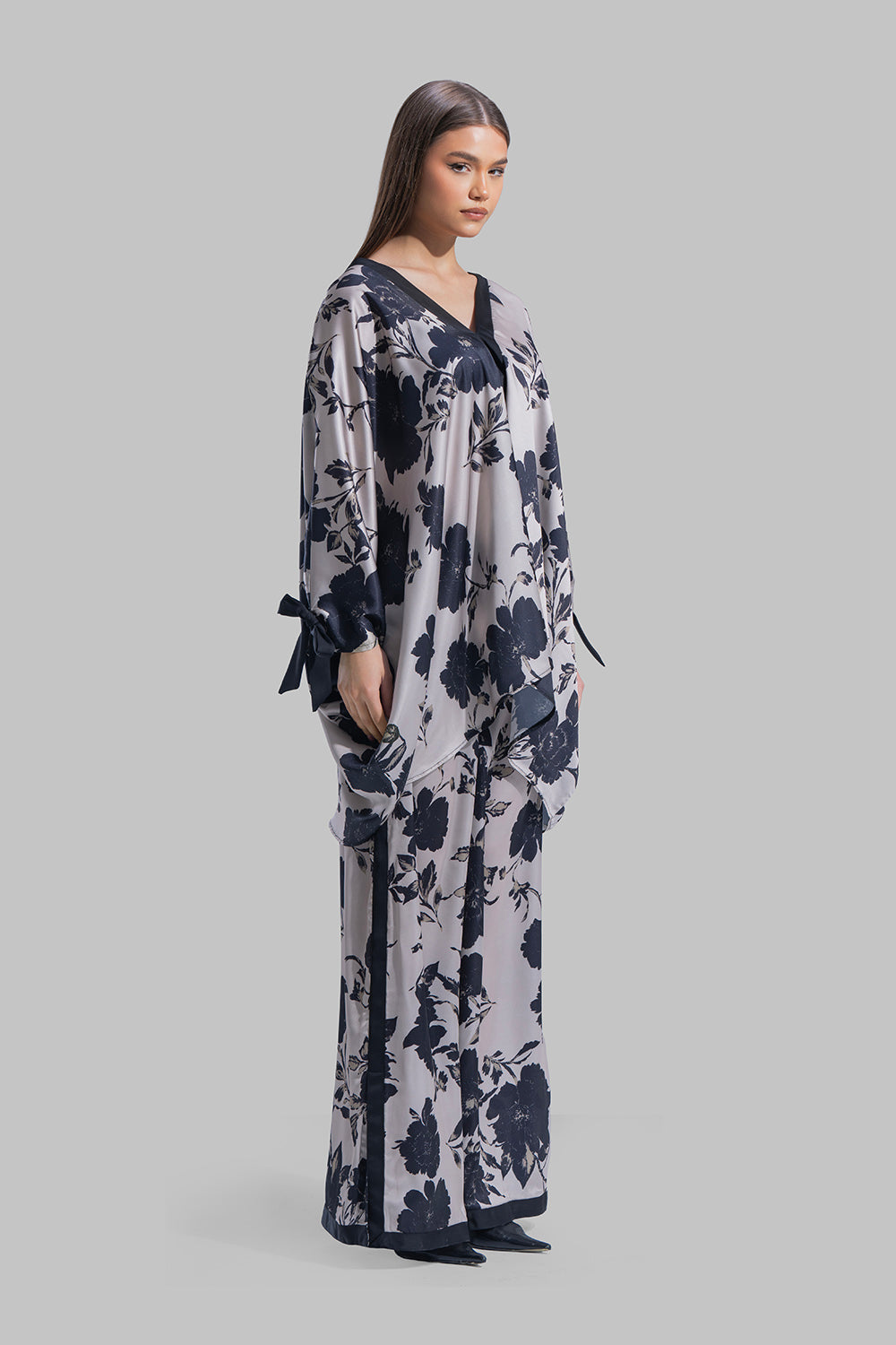 Floral V-Neck Blouse