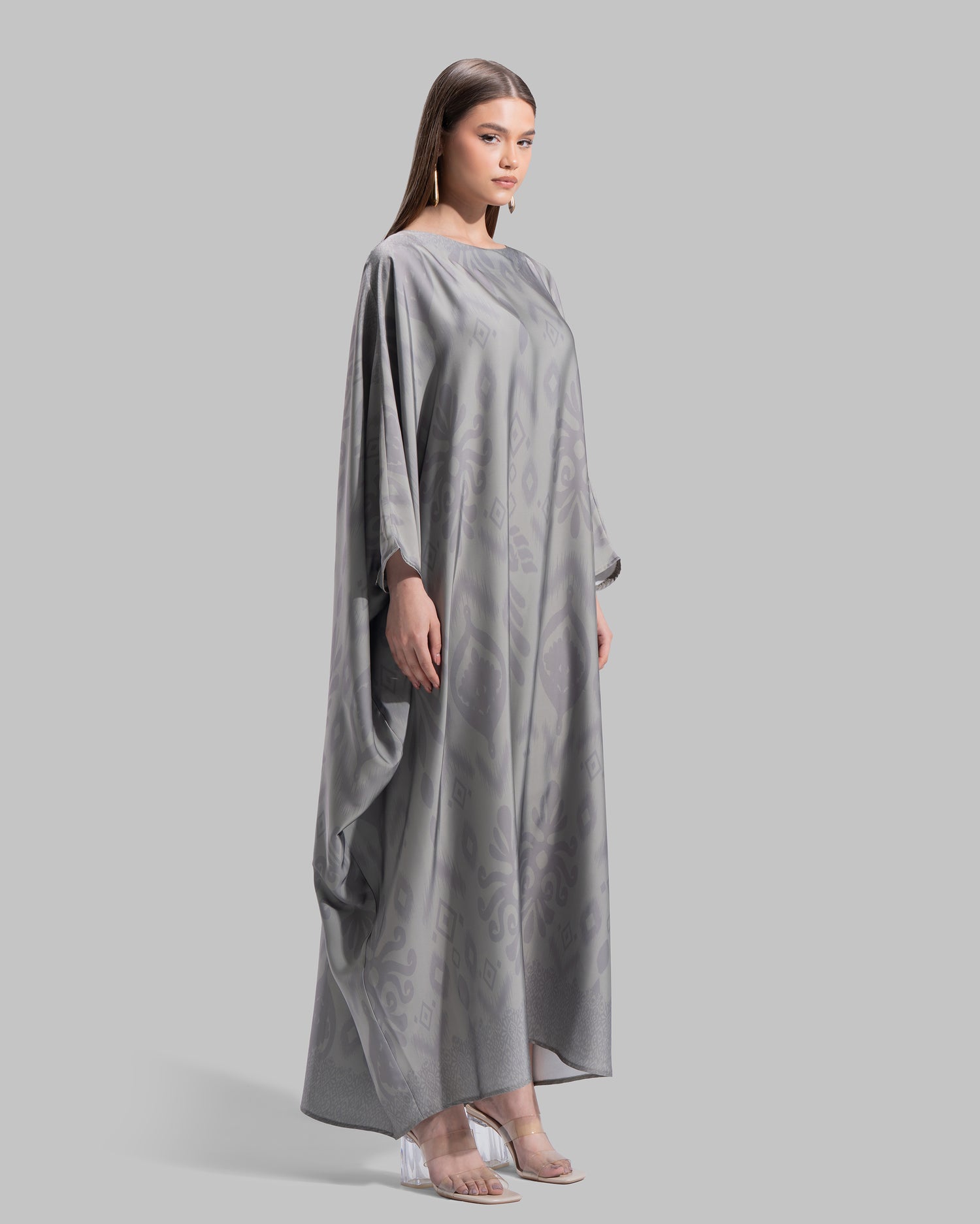 Oversized satin kaftan.