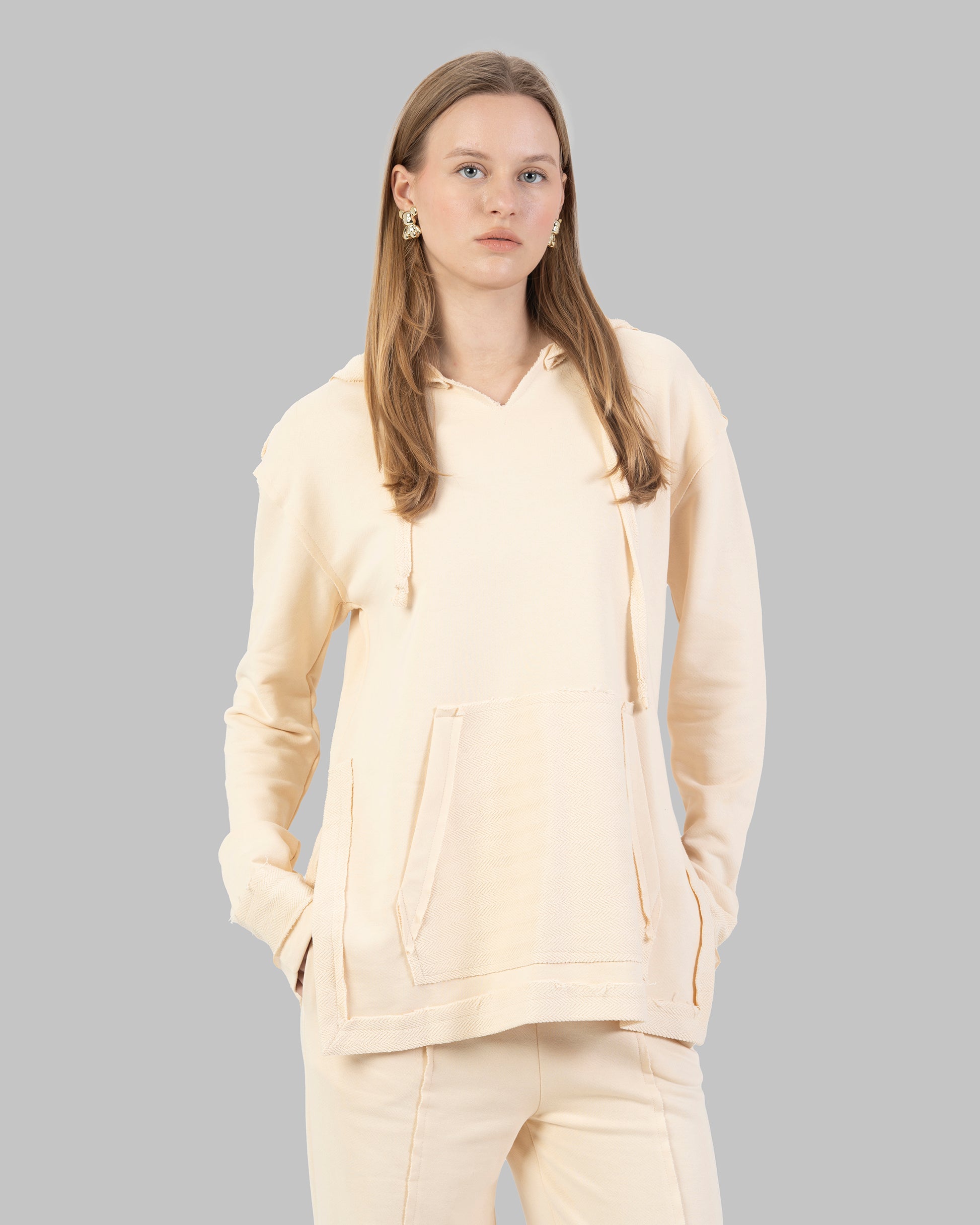 OVERSIZED HOODIE WITH UNFINISHED