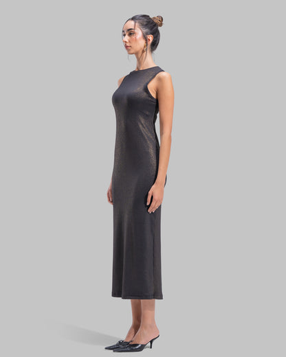 Sleeveless ribbed maxi dress with a round neckline and a tight-fit silhouette.