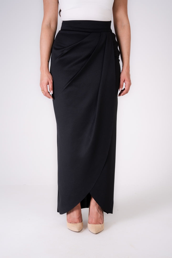 pleated slit skirt