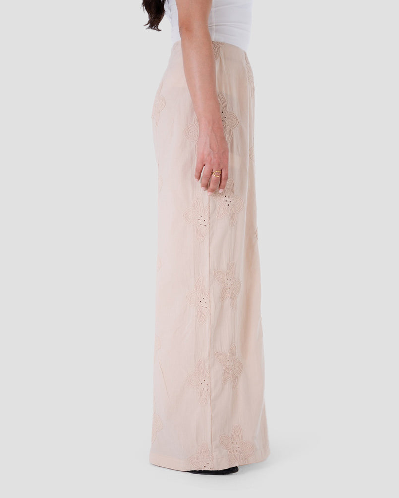 WIDE-LEG EMBROIDERED PANTS